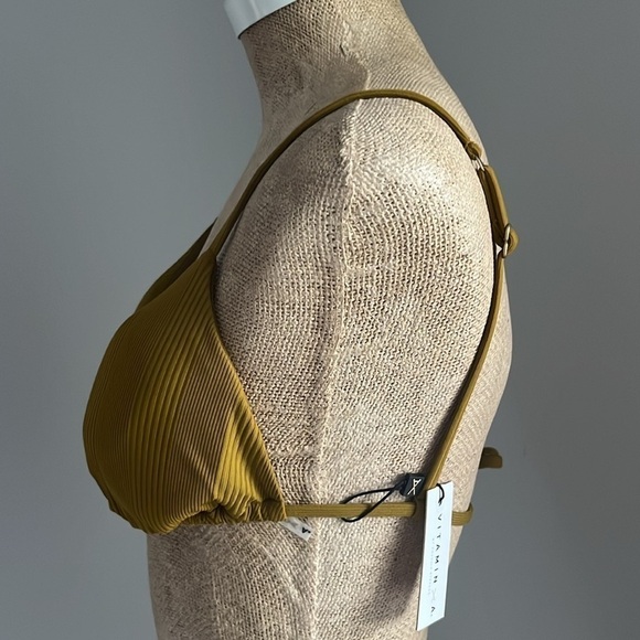 Vitamin A Sol Triangle Bikini Top XL NEW! - Picture 4 of 5